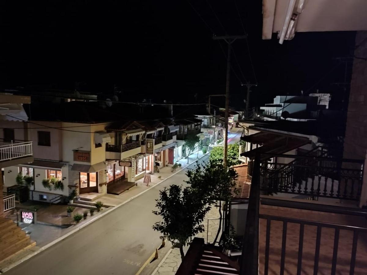 Ξενώνας Φωτεινη オウランオウポリ エクステリア 写真